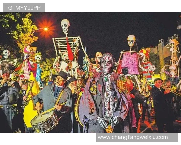 万圣节足球场：球星装扮大比拼，创意十足的魔幻比赛瞬间