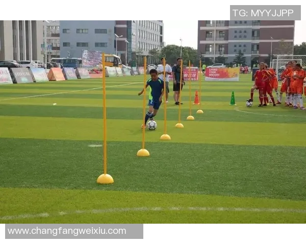 足球巨星挑战九宫格新玩法 打破常规激发无限创意与激情