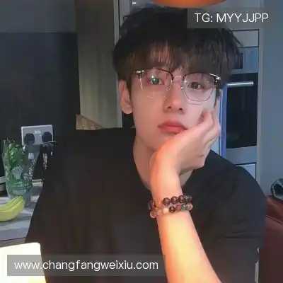 华业谊